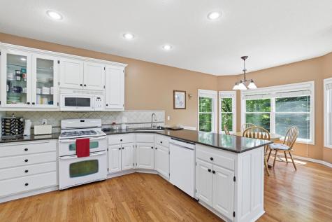 1084 Tamberwood Court Woodbury MN 55125