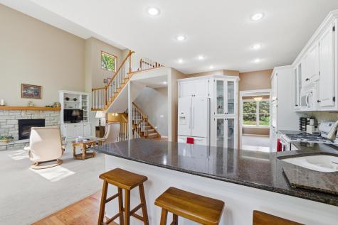 1084 Tamberwood Court Woodbury MN 55125