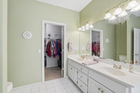 1084 Tamberwood Court Woodbury MN 55125