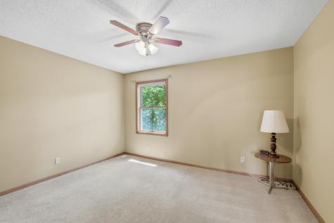 1084 Tamberwood Court Woodbury MN 55125