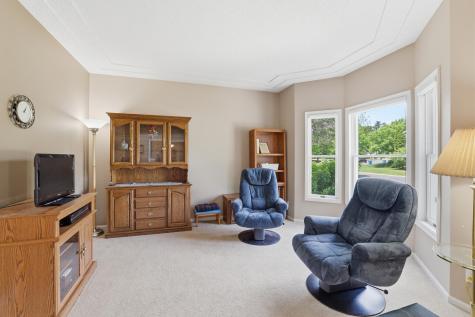 1084 Tamberwood Court Woodbury MN 55125