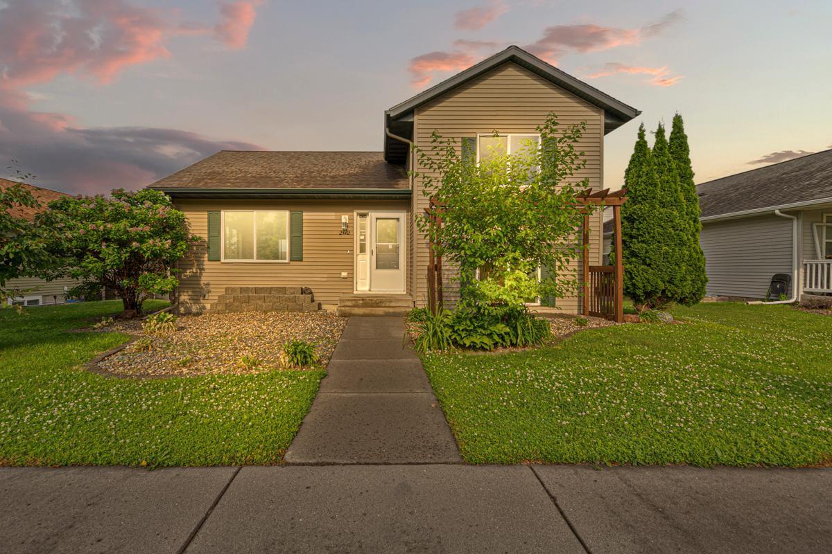 2112 York Street Saint Peter MN 56082