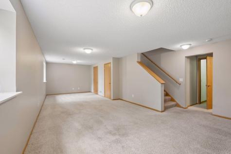 10541 188th Street W Lakeville MN 55044