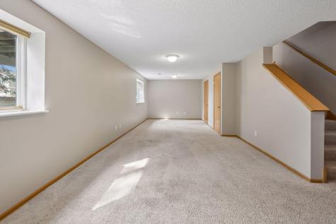 10541 188th Street W Lakeville MN 55044