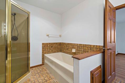 5515 Yorktown Lane N Plymouth MN 55442