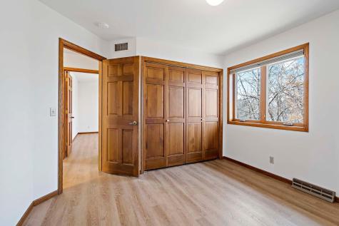 5515 Yorktown Lane N Plymouth MN 55442