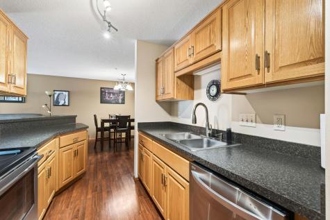5420 100th Lane N Brooklyn Park MN 55443