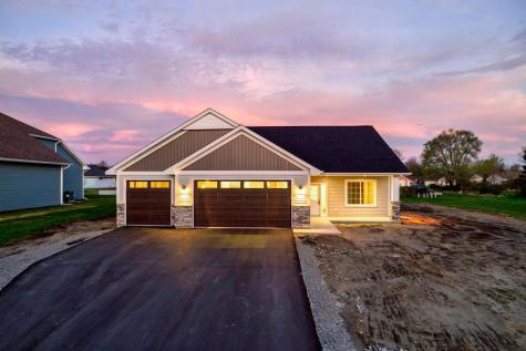 741 St James Circle Litchfield MN 55355