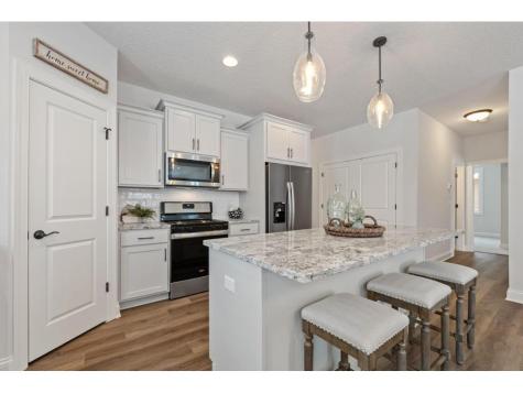 741 St James Circle Litchfield MN 55355
