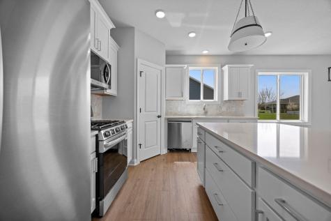 741 St James Circle Litchfield MN 55355