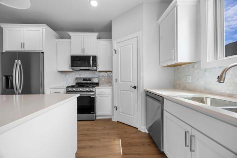 741 St James Circle Litchfield MN 55355
