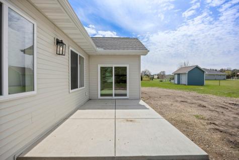741 St James Circle Litchfield MN 55355