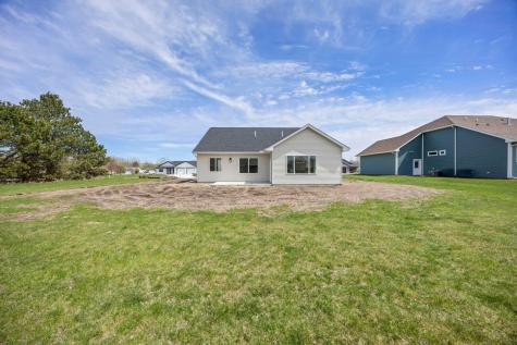 741 St James Circle Litchfield MN 55355
