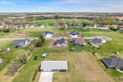 741 St James Circle Litchfield MN 55355