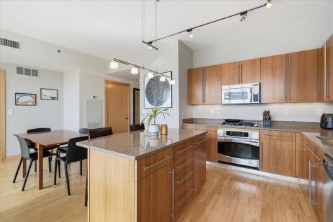 215 10th Avenue S Minneapolis MN 55415