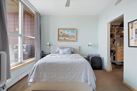 215 10th Avenue S Minneapolis MN 55415