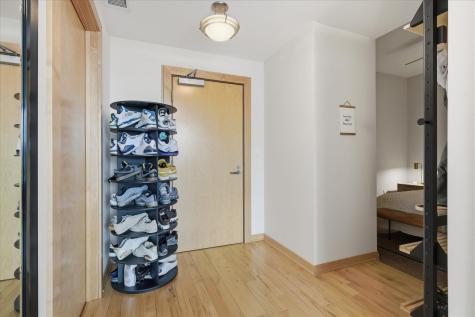 215 10th Avenue S Minneapolis MN 55415