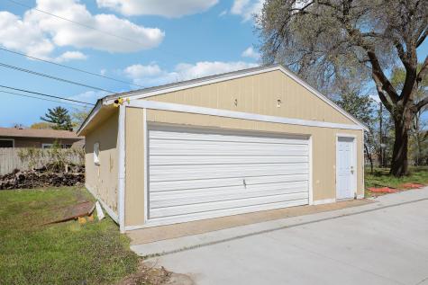 6425 Fremont Avenue N Brooklyn Center MN 55430
