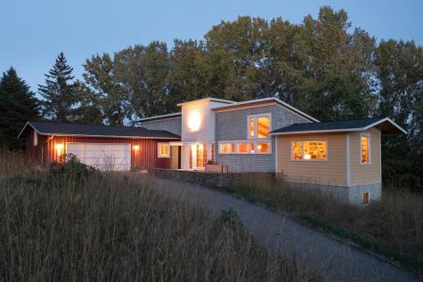 6 Robb Farm Road North Oaks MN 55127