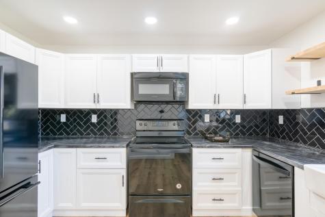 1058 5th Street SW Valley City ND 58072