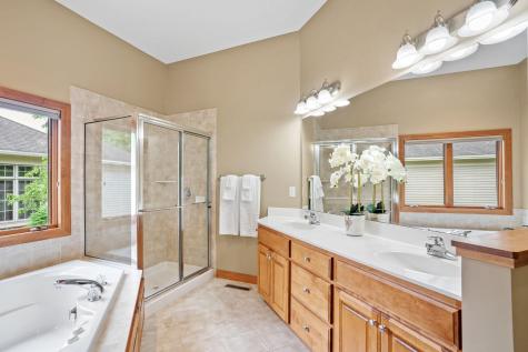 13644 Crompton Avenue Rosemount MN 55068