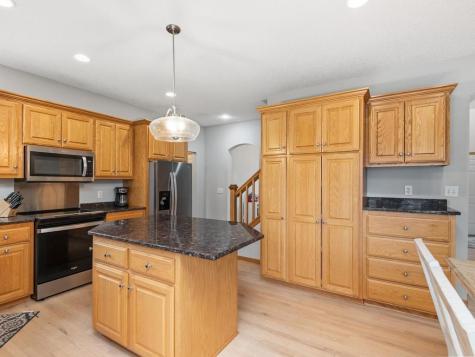 603 Chalupsky Avenue SE New Prague MN 56071