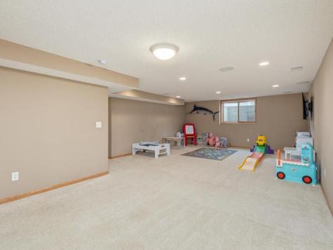 603 Chalupsky Avenue SE New Prague MN 56071