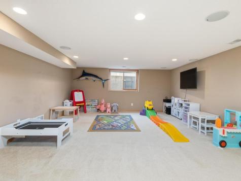 603 Chalupsky Avenue SE New Prague MN 56071