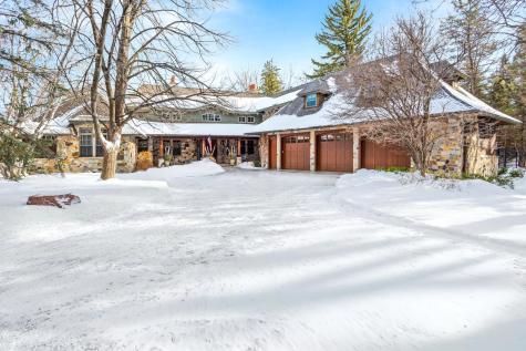 1102 32ND Avenue S Fargo ND 58103