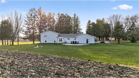 15158 241st Avenue Preston MN 55965