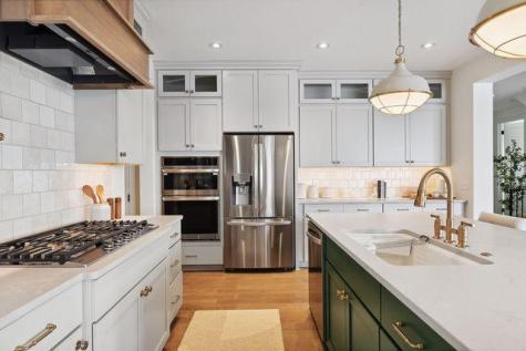 9575 Eagle Ridge Road Chanhassen MN 55317