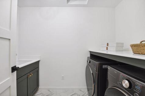 9575 Eagle Ridge Road Chanhassen MN 55317