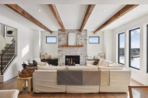 9575 Eagle Ridge Road Chanhassen MN 55317
