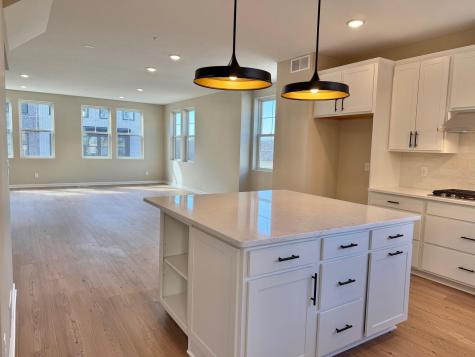 838 Woodlawn Avenue Saint Paul MN 55116