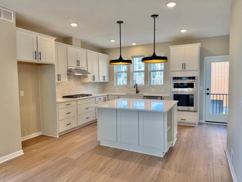 838 Woodlawn Avenue Saint Paul MN 55116