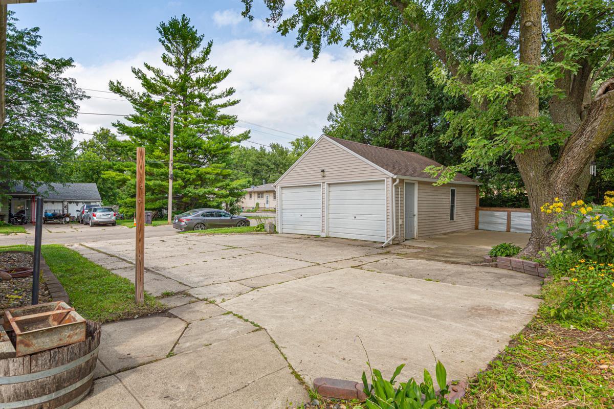 1020 Saint Jacob Avenue Albert Lea MN 56007