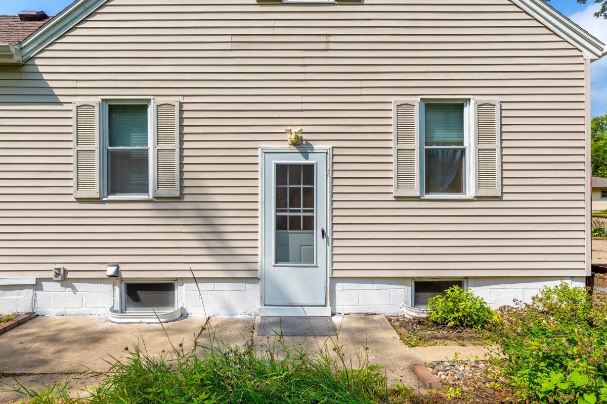 1020 Saint Jacob Avenue Albert Lea MN 56007