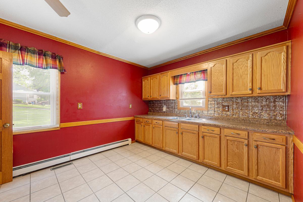 1020 Saint Jacob Avenue Albert Lea MN 56007