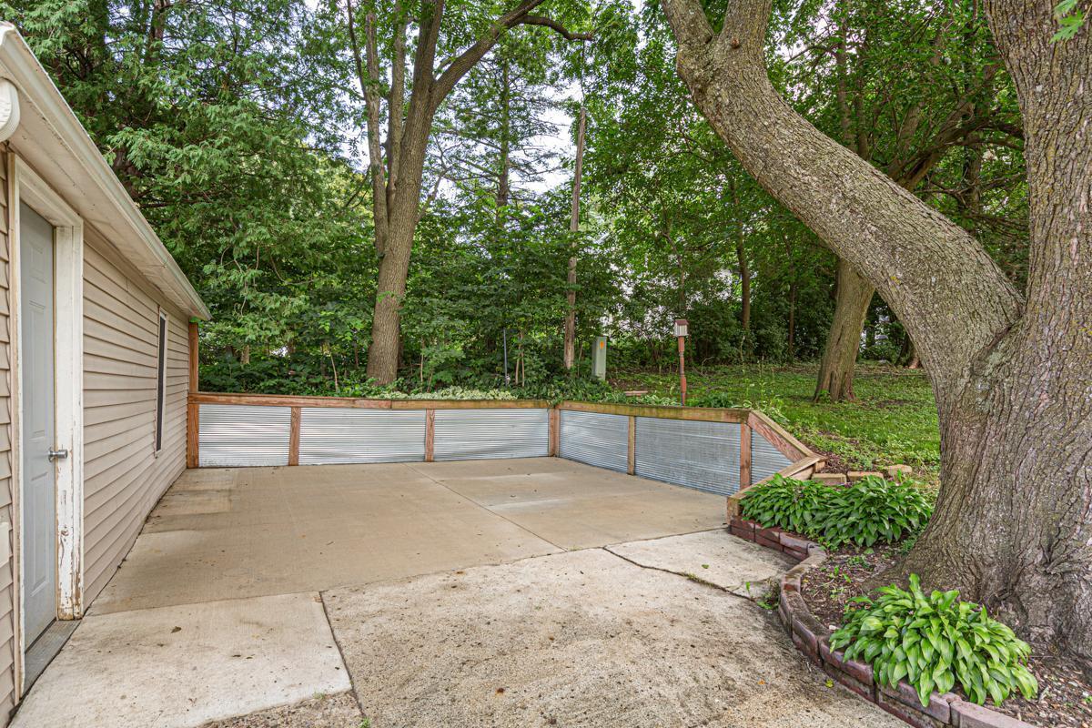 1020 Saint Jacob Avenue Albert Lea MN 56007