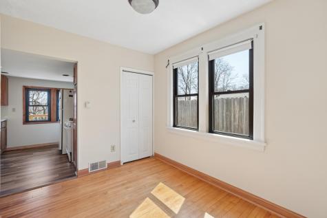 357 1st Avenue S South Saint Paul MN 55075