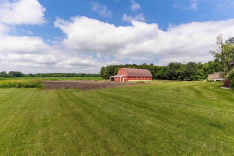 6432 Botzet Road NE Nelson MN 56355