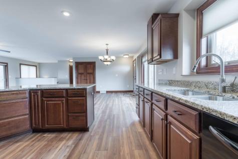 6432 Botzet Road NE Nelson MN 56355