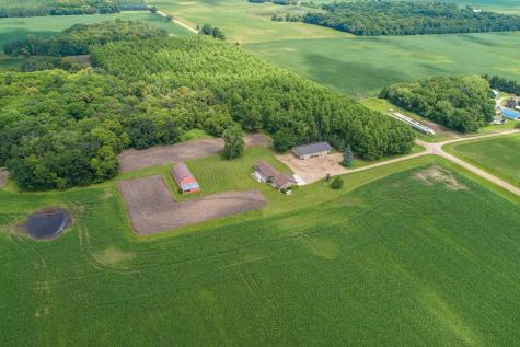 6432 Botzet Road NE Nelson MN 56355