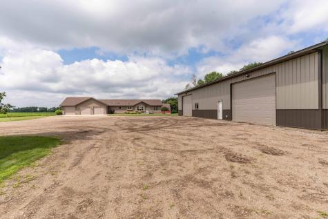 6432 Botzet Road NE Nelson MN 56355