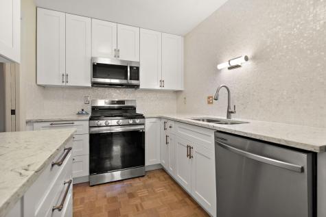 1912 Dupont Avenue S Minneapolis MN 55403
