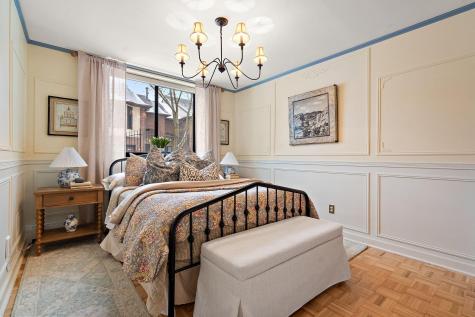 1912 Dupont Avenue S Minneapolis MN 55403