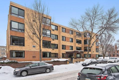 1912 Dupont Avenue S Minneapolis MN 55403
