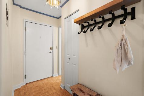 1912 Dupont Avenue S Minneapolis MN 55403