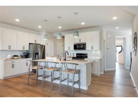 14951 Avondale View Rosemount MN 55068