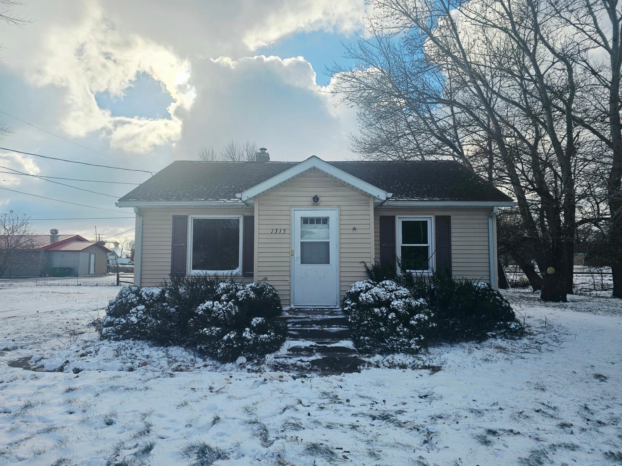 1315 11th Avenue Clarkfield MN 56223